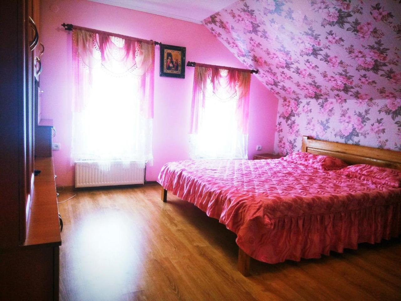 Мирослава Laseschtschyna Exterior foto